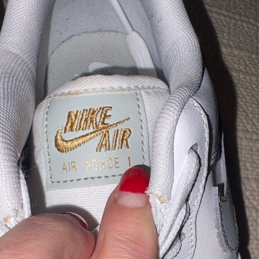 Nike Air Force 1 Low White Gray Gold CZ0270-106. Womens size 8 In EUC. Used once - Picture 6 of 10